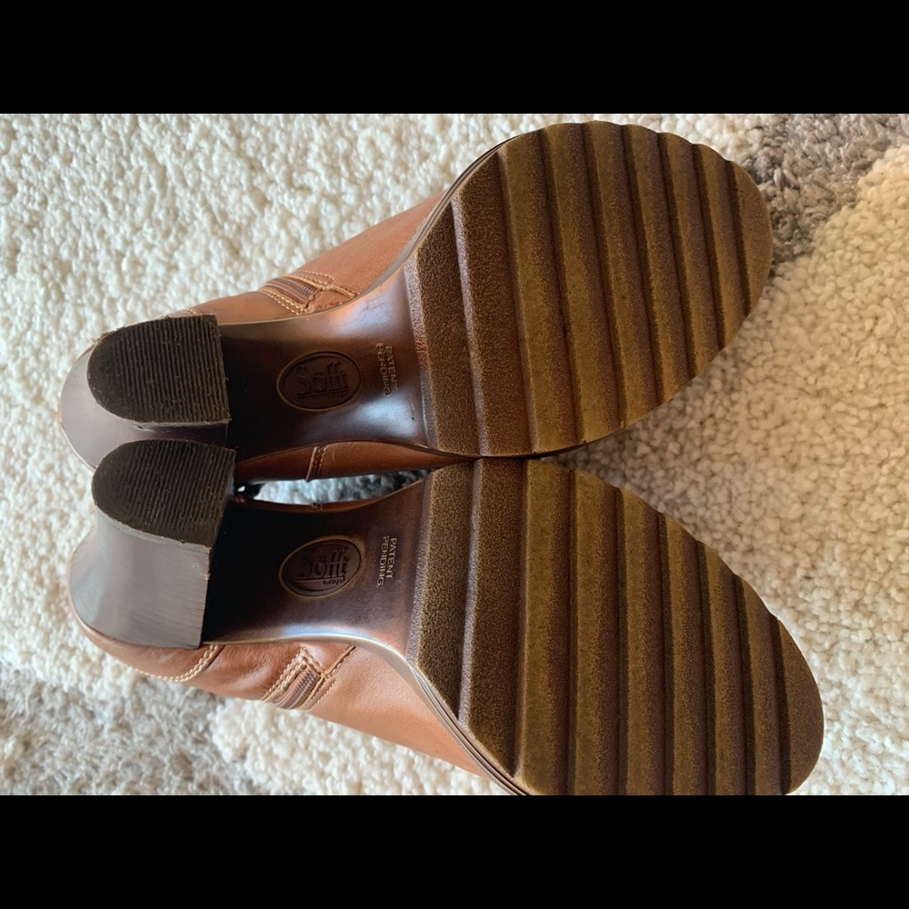 Booties - Picture 4 of 4